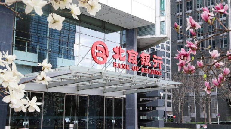 2023广州建博会｜领略三棵树小森板独一 无二的视觉盛宴，共生自然的美学之旅
